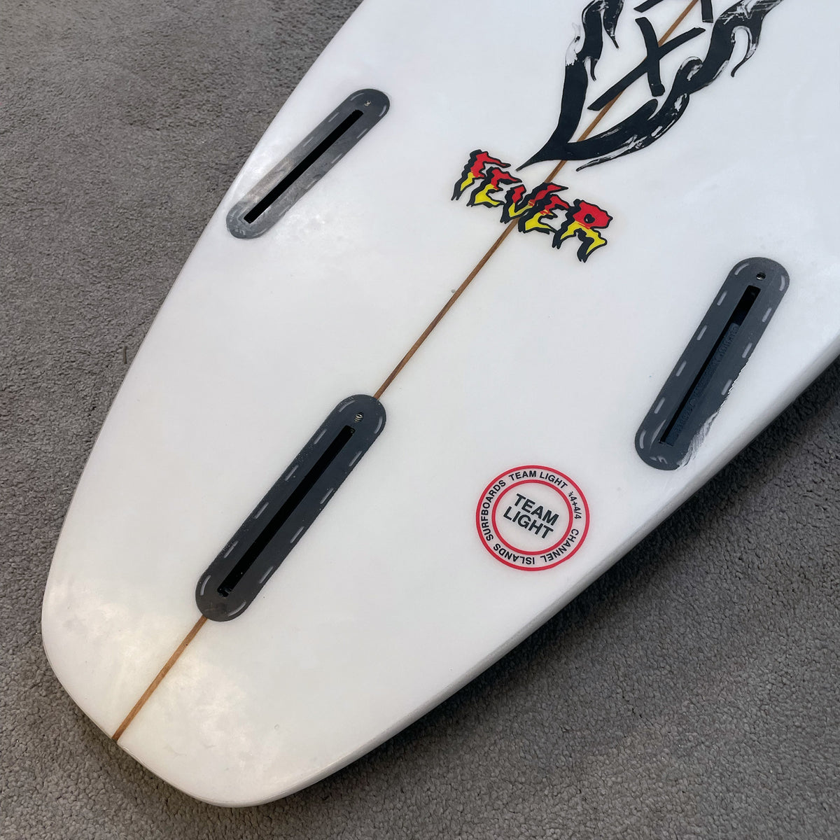 Channel Islands 5'10 Fever Second Hand Shortboard - 25.4L - White - Second Hand Shortboard by Channel Islands 5ft 10