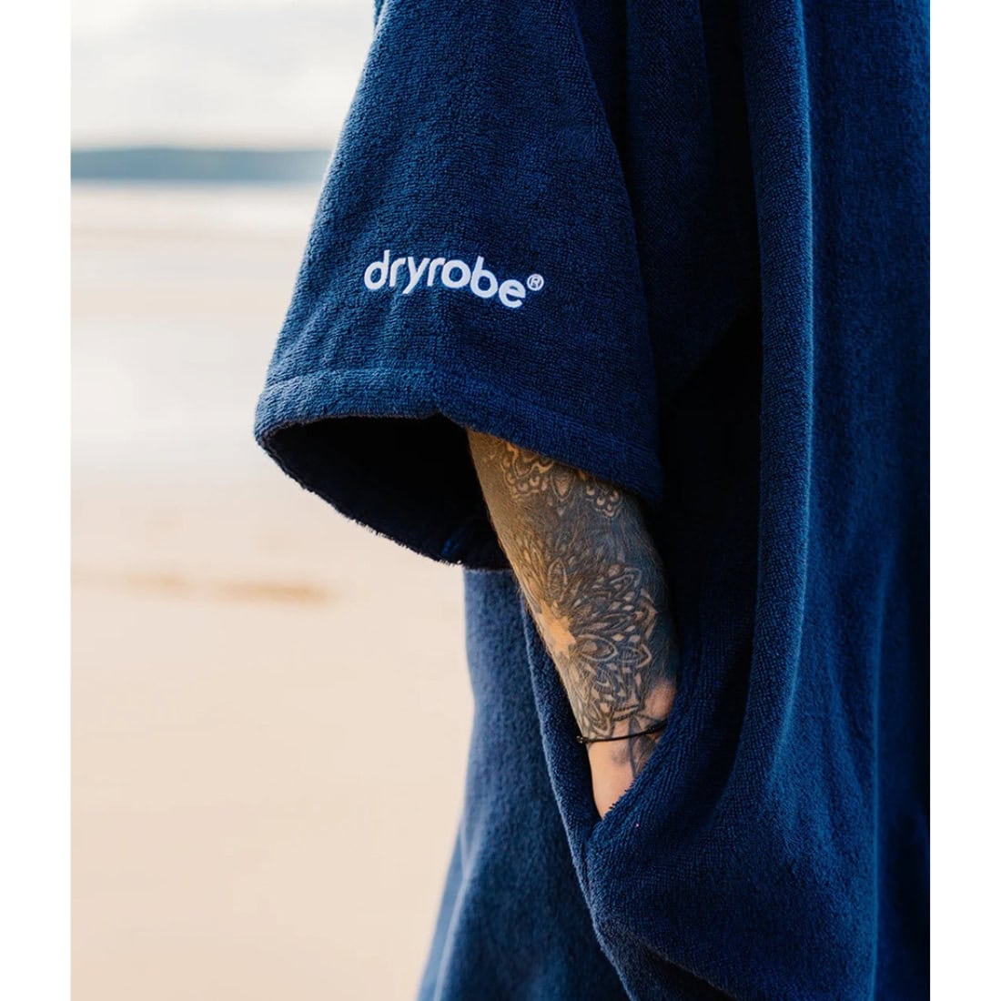 Dryrobe Towel Robe - Navy - Changing Robe Poncho Towel by Dryrobe