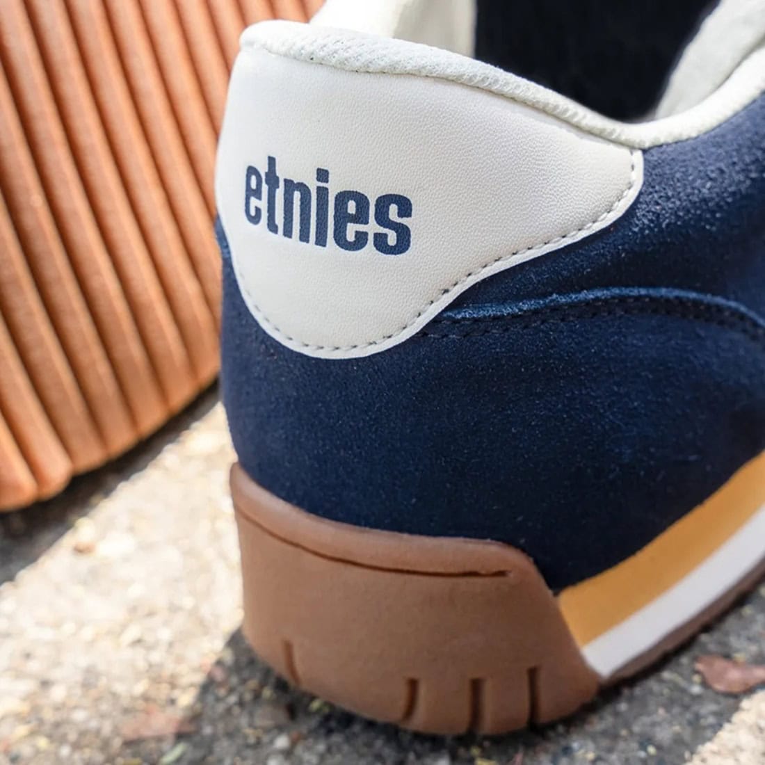 Etnies Locut 2K Skate Shoes - Navy/Yellow