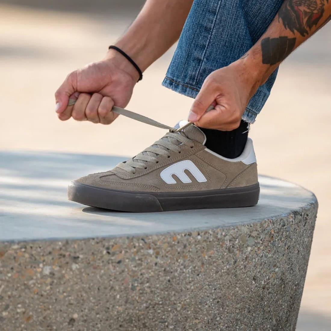 Etnies Locut Vulc Skate Shoes - Warm Grey - Mens Skate Shoes by Etnies
