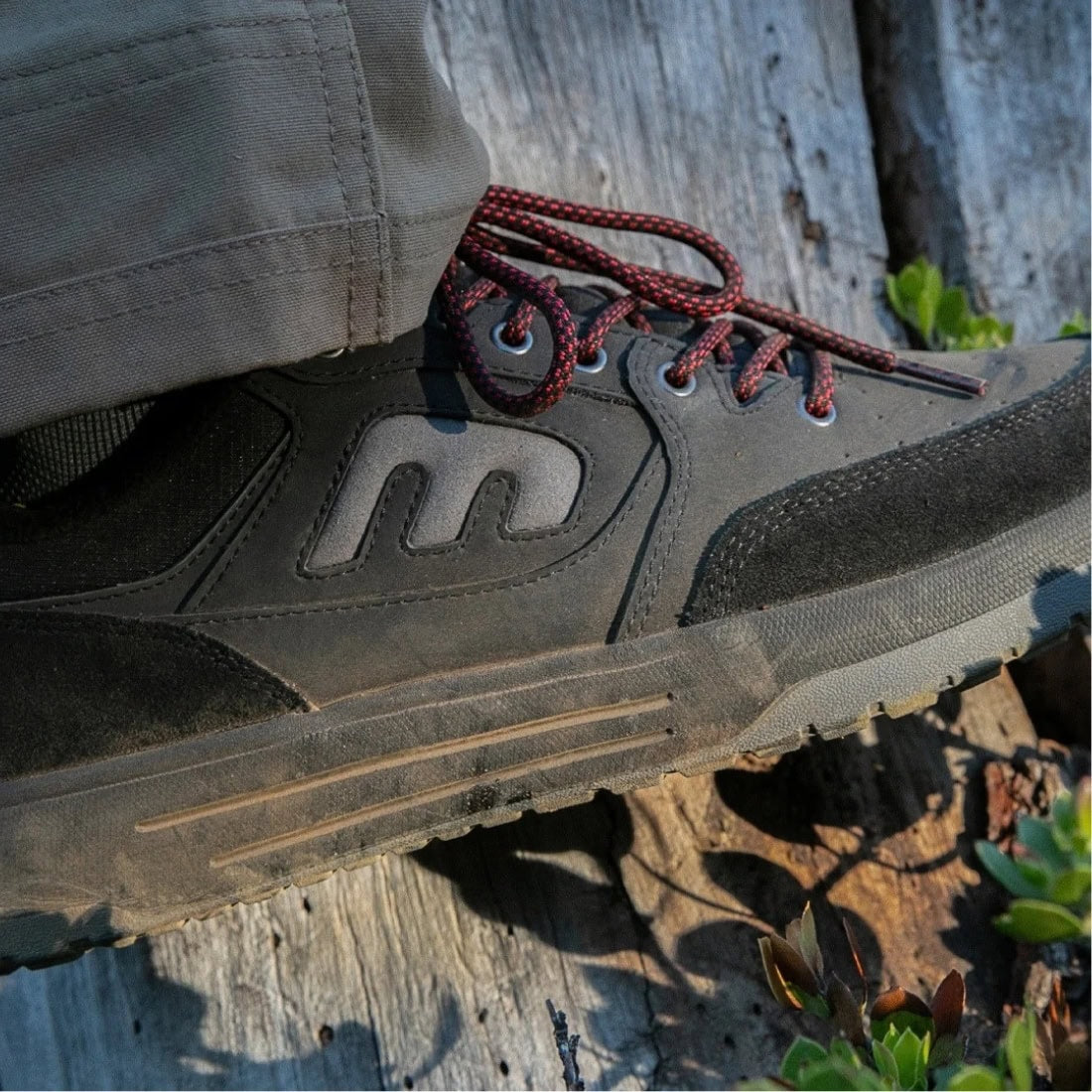 Etnies Loot WR Water Resistant Shoes - Black/Grey - Mens Casual Shoes by Etnies