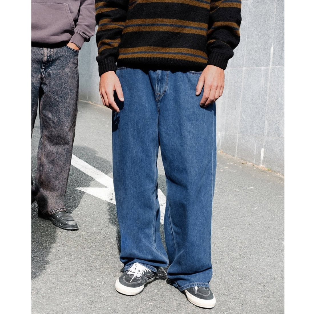 Volcom Chillow Denim - Oliver Stone No Tint - Mens Relaxed/Loose Denim Jeans by Volcom