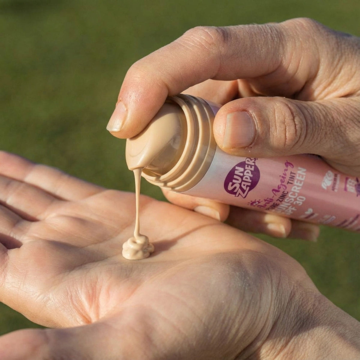 Sun Zapper Pure Zinc Anti-Ageing Tinted Sunscreen SPF30 Pump Bottle - Sunscreen by Sun Zapper 100g